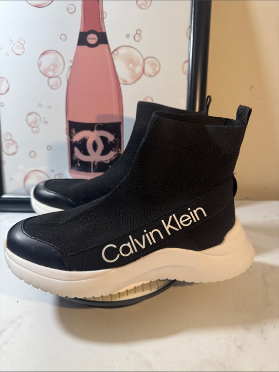 Calvin Klein Shoes - Calvin Klein Umni-R Black Knit Slip-On Sneakers - Women’s Size 7M
